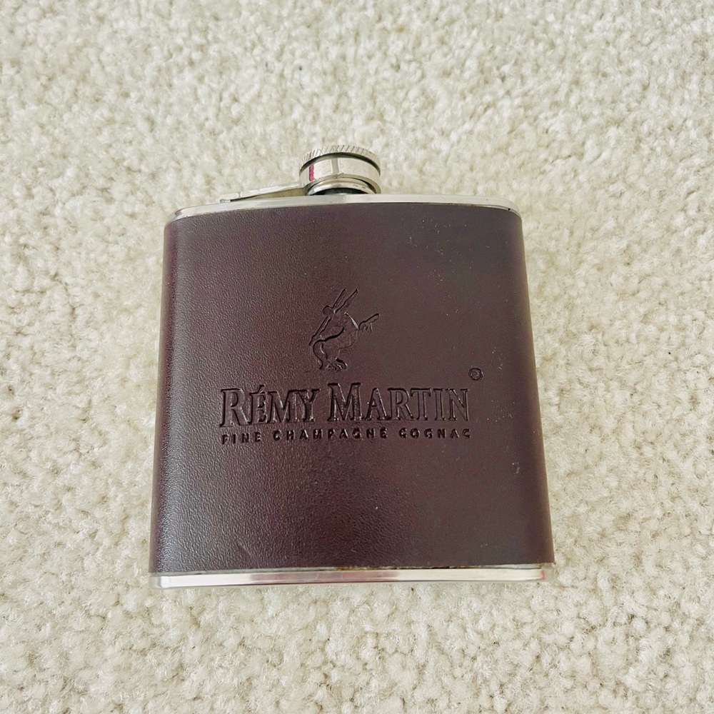 Rémy Martin Brown Flask